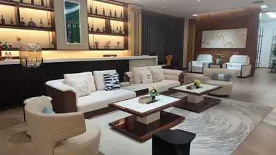 Showroom nhà máy nội thất